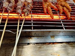 -哈尔滨小酒馆·鲜肉现穿自助烧烤(康新花园店)
