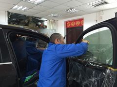 -车水马龙3M汽车贴膜冠军店隐形车衣改色膜(漕宝路中环店)