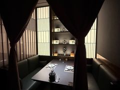 -雍容荟帝王蟹活龙虾展台自助(IFS黑金店)
