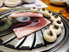 -草家酱蟹炭火烤肉店(珲春南路一店)