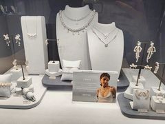 -HEFANG Jewelry何方珠宝(IFS店)