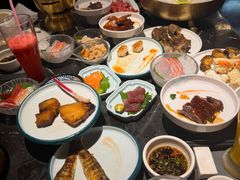 -半岛翡丽海鲜自助餐厅(观风亭店)