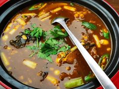 -有红鸡毛店·川菜(建设路店)