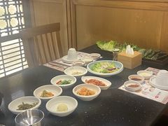 丰盛小菜-本家·添百客韩国料理(泰然店)