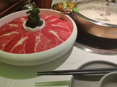 -洪氏嗨捞·广东猪肚鸡·椰子鸡火锅(西咸万象城店)