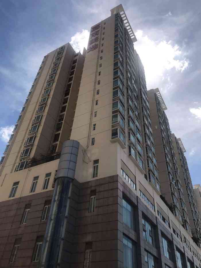 嘉南美地-"家庭和事业兼顾,是我遇见的最大事故",一."-大众点评移动版