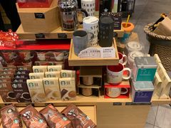 零售区-星巴克(天津鲁能中心第三店)