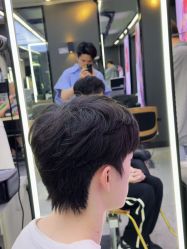 -藤野造型烫发染发