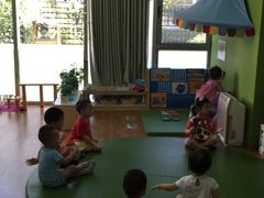 -乐融婴幼儿成长中心(四季青校区)