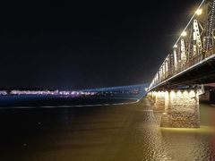 -人民防洪胜利纪念塔