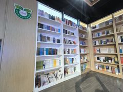 -新华书店(泉城路店)