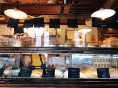 面包甜点陈列柜-仙峰天然面包(迎宾路店)