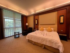 -绍兴鉴湖君澜大酒店