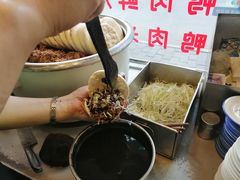 -烤鸭肉夹馍鸭汤店