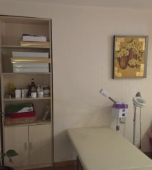 -成都苗方清颜专业祛痘
