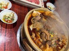 -沙胆彪炭炉牛杂煲(上海日月光广场店)