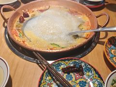 -洱火云南酸菜牛肉火锅(石景山当代商城店)