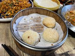 -香山湖家家宴(中山陵店)