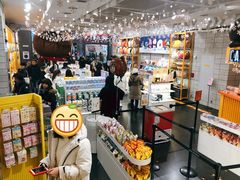 一楼-line friends(明洞旗舰店)