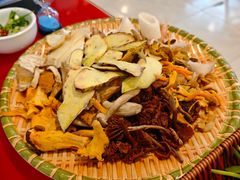 -草墩罗非鱼庄•野生菌•腊排骨(七星街上段店)