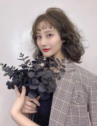 -东秀护肤造型