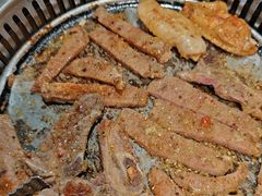 -金滏山烤肉·海鲜·火锅自助餐厅(襄阳万达店)