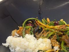 -醉人椒麻辣香锅(王府井喜悦店)
