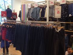 店内环境-优衣库(广州恒宝广场店)