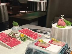 -左庭右院鲜牛肉火锅黑金店(陆家嘴中心店)