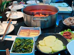 -唯爱KTV聚会餐厅(仙林东城汇店)