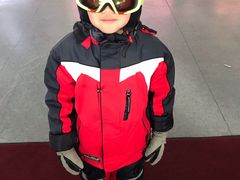 -荣盛康旅野三坡滑雪场