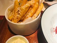 -阿妮叶李(光谷世界城店)