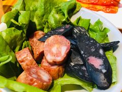 肠肠双拼（肉肠+墨鱼肠）-么肆烤肉·中式自助·烤肉大排档(街道口季佳PAI店)