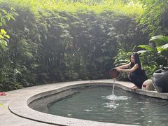 -龙山酒店温泉