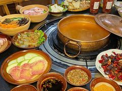 -阿山卓·野生菌火锅·纳西火塘烤肉