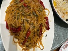 -天山集市(和家乐广场店)