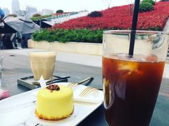 -UNI UNI(环亚凯瑟琳店)