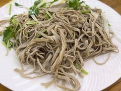 -溢心园香河肉饼总店