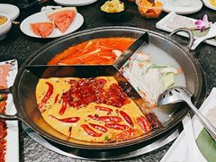 -渝里重庆火锅(航天城店)