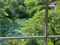 -上海怡沁园度假酒店