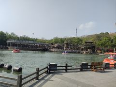 -茅山东方盐湖城景区