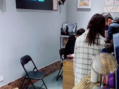 -镜客眼镜(浦江欢乐颂店)
