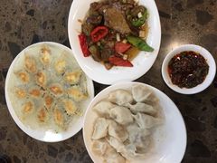 -周家大连水饺(美专校街店)