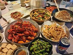 -巴厘龙虾·榜首油焖大虾(音乐学院·沿江酒馆店)