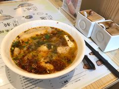 酸辣酸菜魚湯魚腩米線-凯峰鱼汤米线(金利達店)