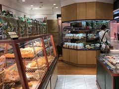 面包甜点陈列柜-多乐之日(和平伊势丹店)