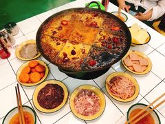 -石灰市老火锅(北滨路店)