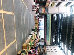 -三亚新鸿港水果一级批发市场