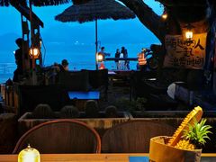 -城墙外BAR