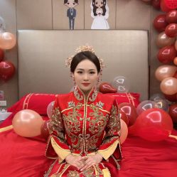 -艾米丽婚纱礼服